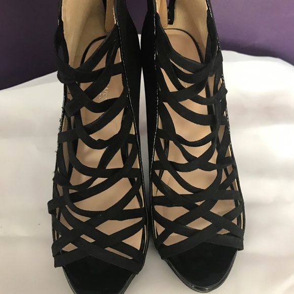Nine West Shoes - Nine West Black Strappy Sandals